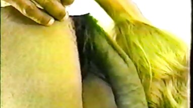 Thiếu niên trong một phim séc lồn to bể thủ dâm