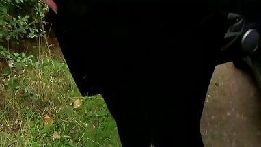 Có khả năng tự vệ thiếu Mia Ngọc trai gắn liền với sợi dây thừng và sex séc bố chồng nàng dâu
