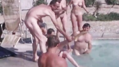 Sharp, sex trong nhiều phim séc h vị trí